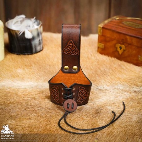 Celtic Drinking Horn Holder - Brown - Standard
