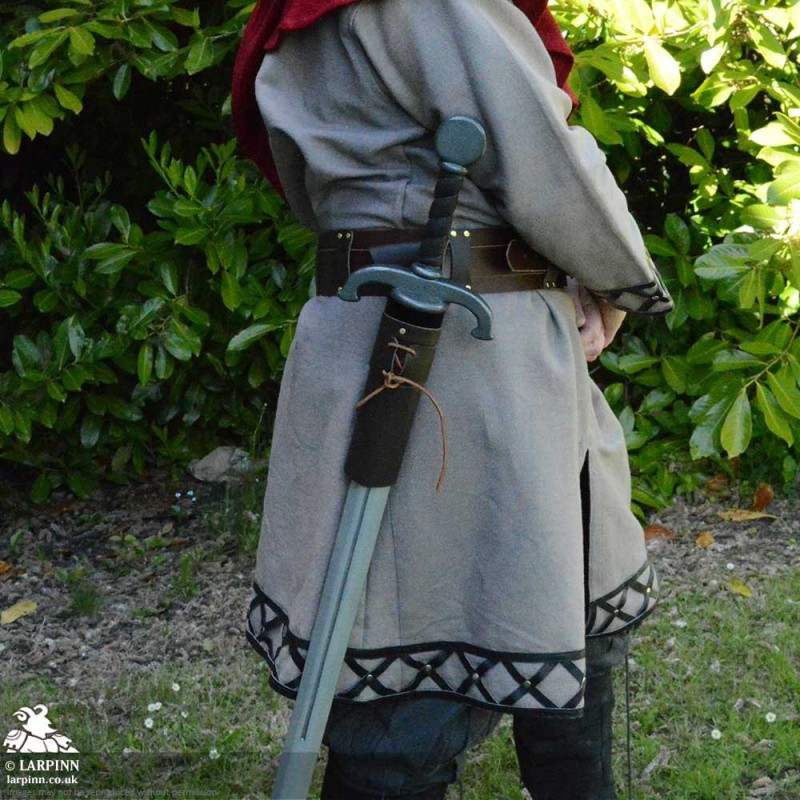 Lorey Part Scabbard - Brown - LARP Sword Holster