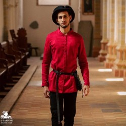 Rodrigo Cotehardie - Red - LARP Costumes
