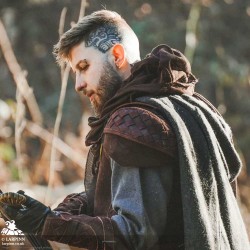 Ranger Leather LARP Shoulders - Suede - Brown - LARP Armour