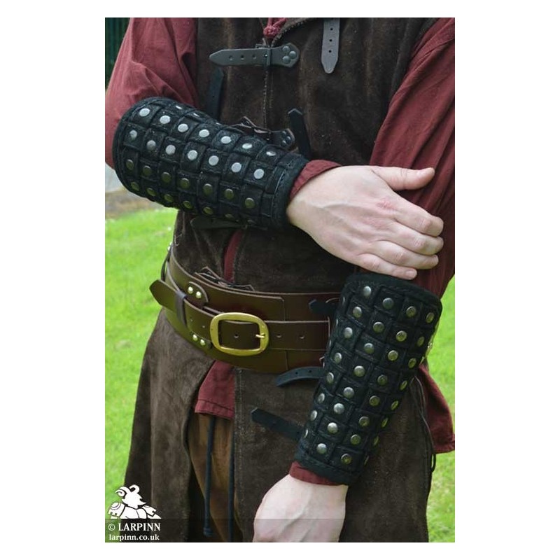 Robert Vambraces - Black