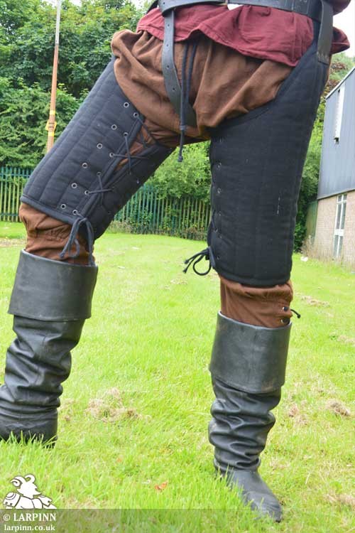 https://www.larpinn.co.uk/2586/leopold-upper-leg-padded-thigh-armour-black.jpg