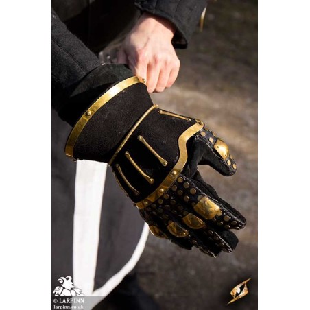 Hourglass Gauntlets - Black