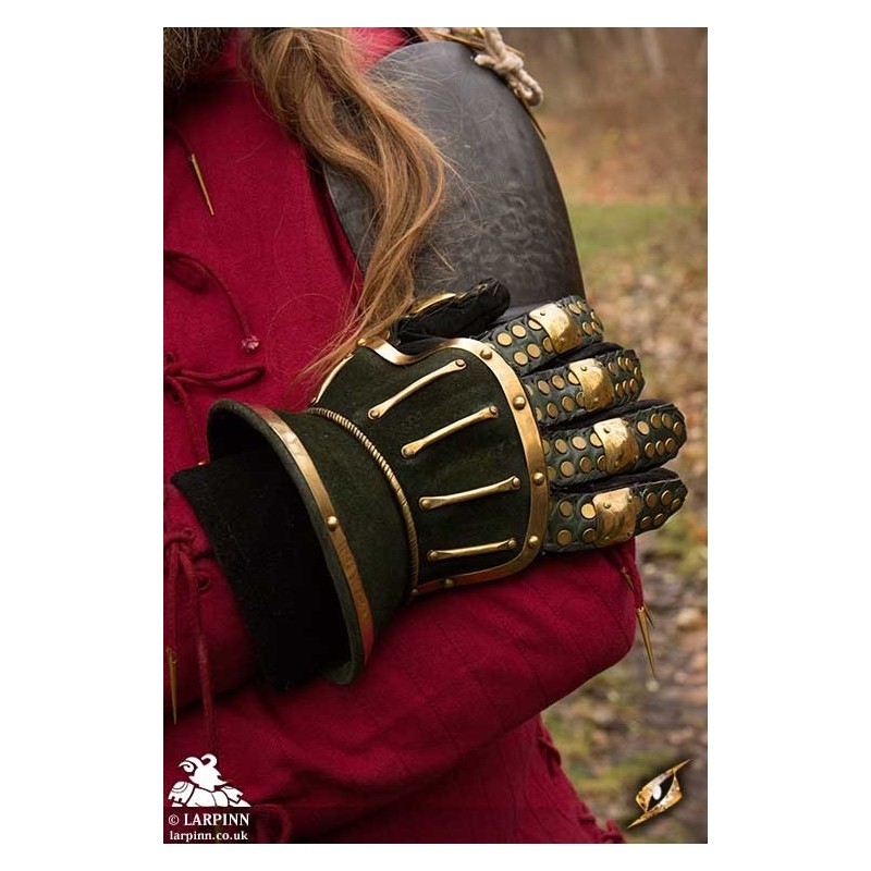 Hourglass Gauntlets - Green