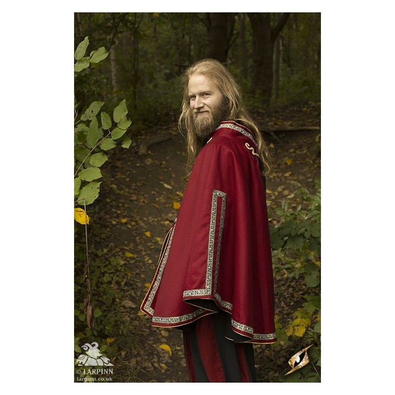 Aramis Cape - Dark Red
