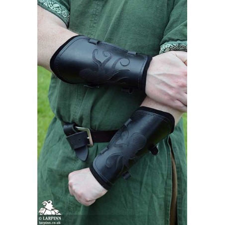 Kraken Bracers - Black