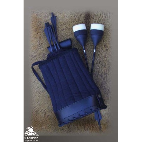 Arnulf Bolt Quiver - Black Canvas