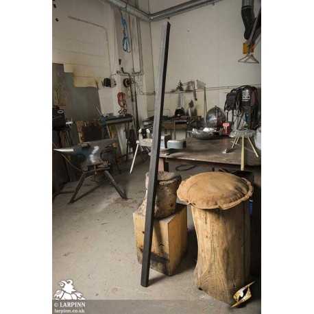 DIY Larp Weapon - Foam on Glassfibre Core - 70in